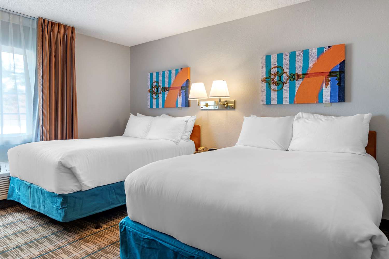 Efficiency, 2 Double Beds, Accessible