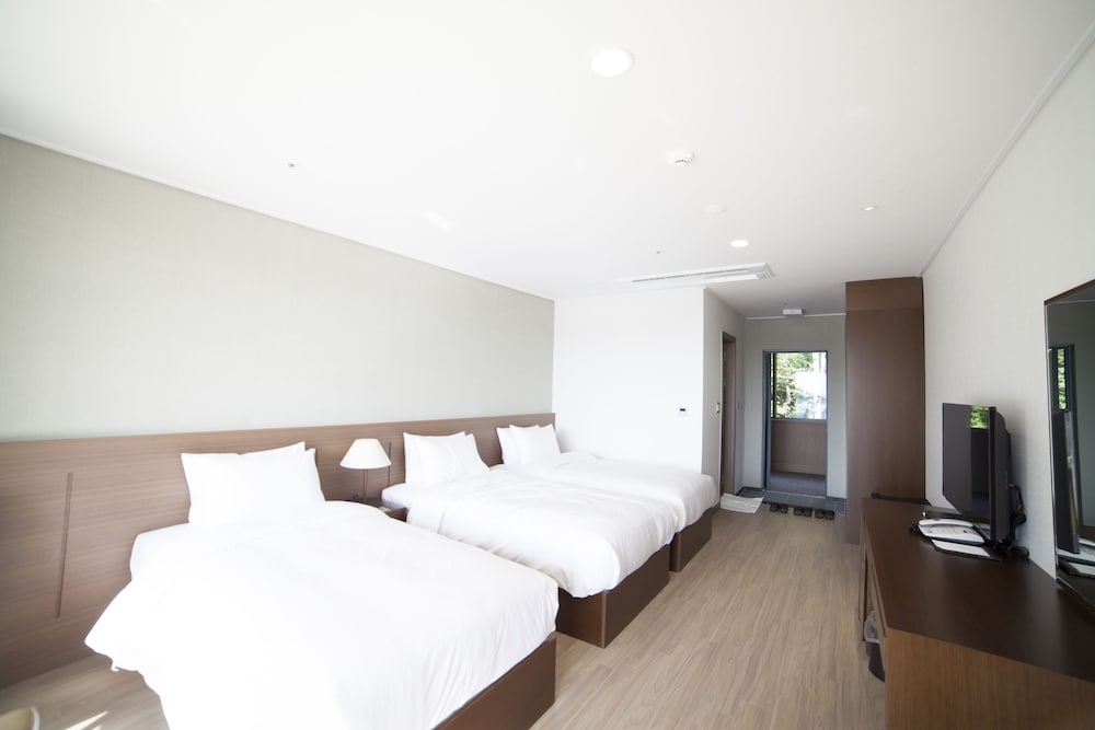 Dongwon Royal Country Club & Resort 19/71