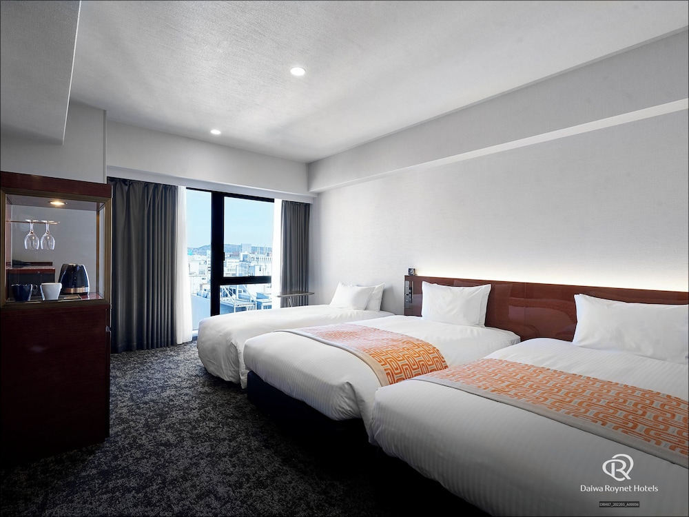 غرفة ديلوكس بسريرين منفصلين مع أريكة للمدخنين، Daiwa Roynet Hotel Kumamoto Ginzadori PREMIER 3/7