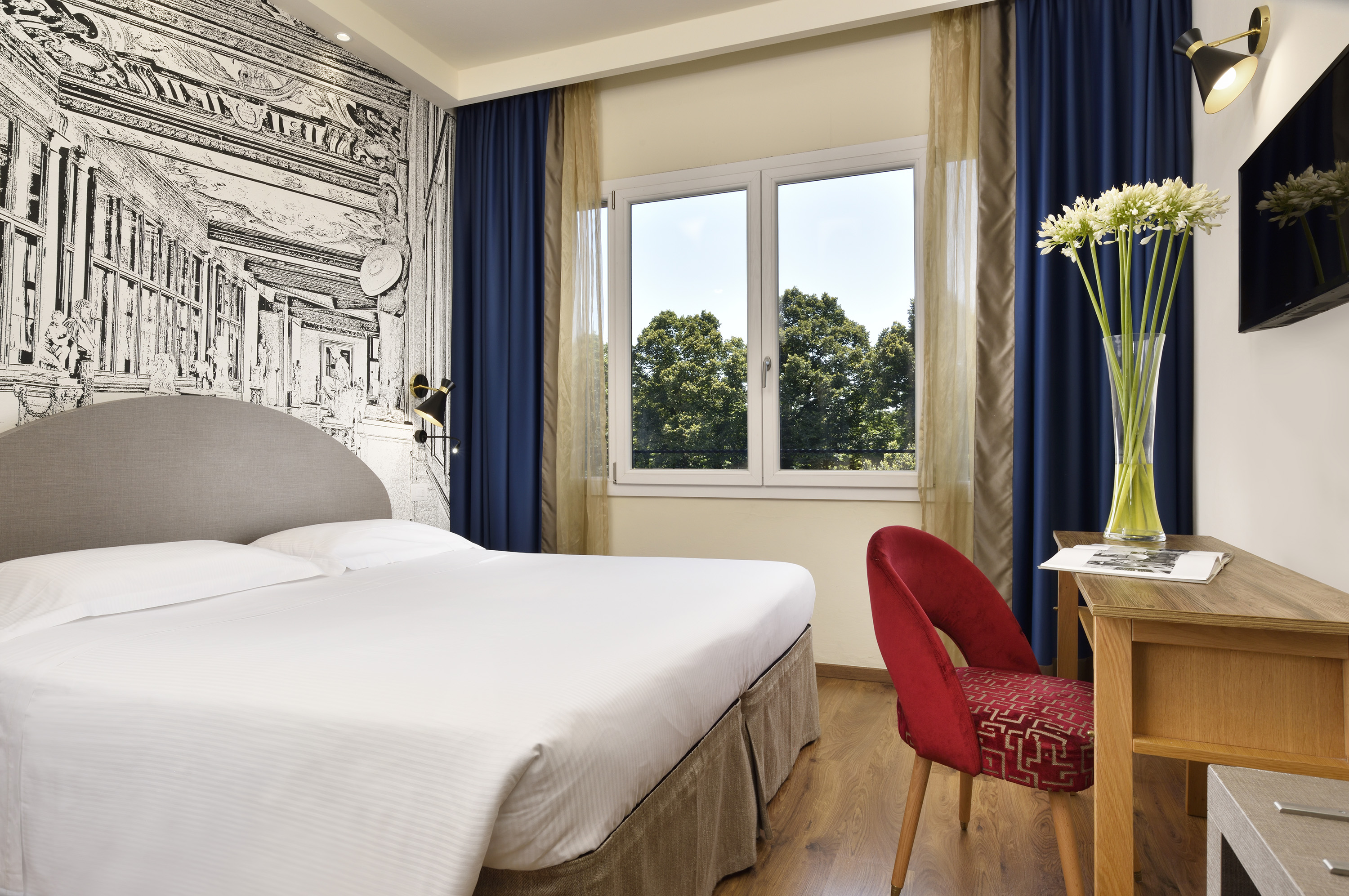 Superior, Double Bed, Park River View, Near the River