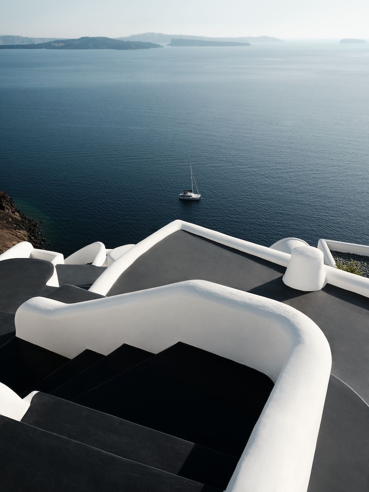 Abyss Santorini - Adults Only 50/50