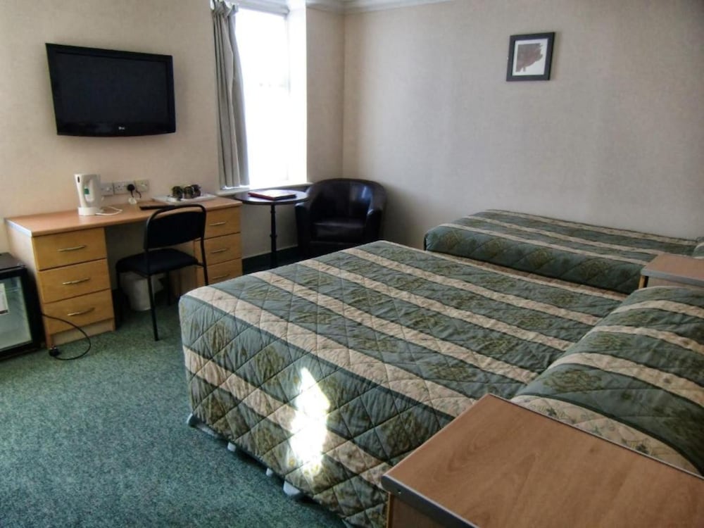 Eastbourne Riviera Hotel 18/64