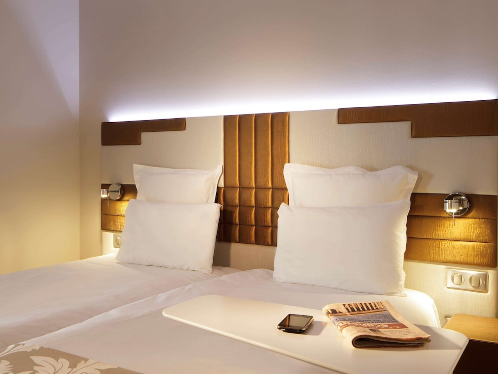 Mercure Paris Opera Faubourg Montmartre 11/71