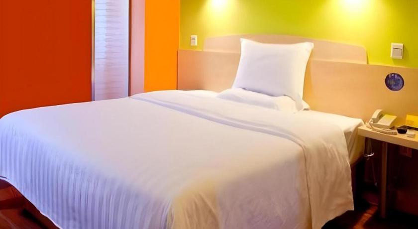 7 Days Inn (Guiyang Guizhou Institute of Technology & Gaicha Avenue) 20/28