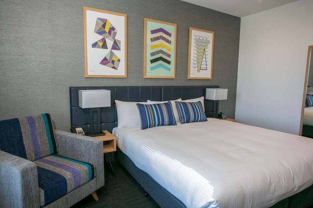 Alpha Hotel Eastern Creek 26/60