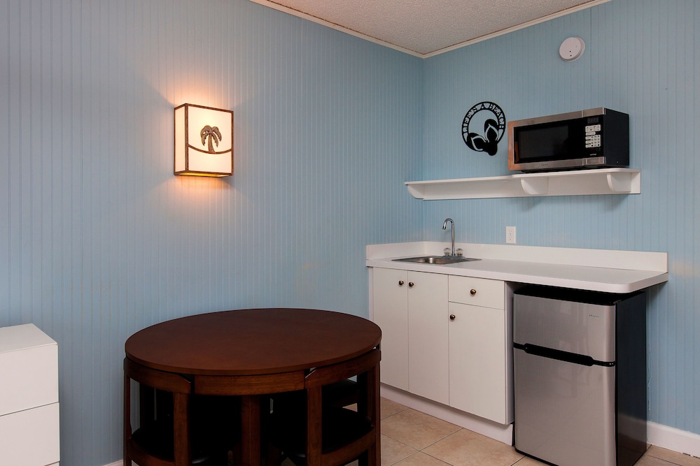 Silver Surf Gulf Beach Resort 32/34