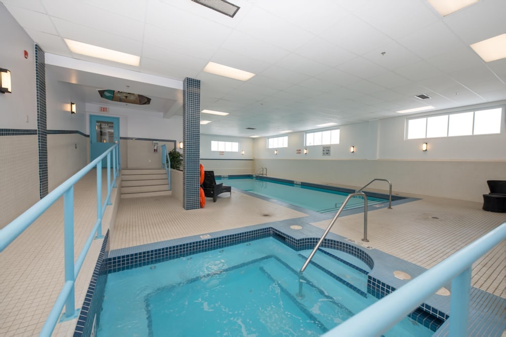 Coast Lethbridge Hotel and Conference Centre 21/50
