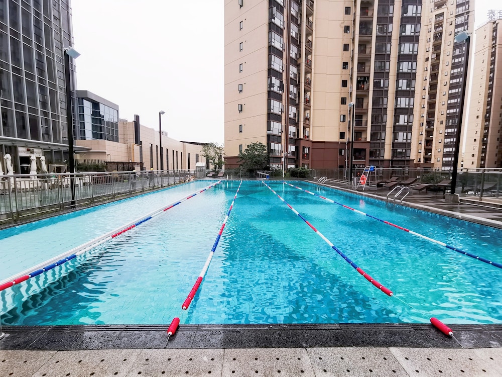 Holiday Inn Express Dongguan Humen 13/25