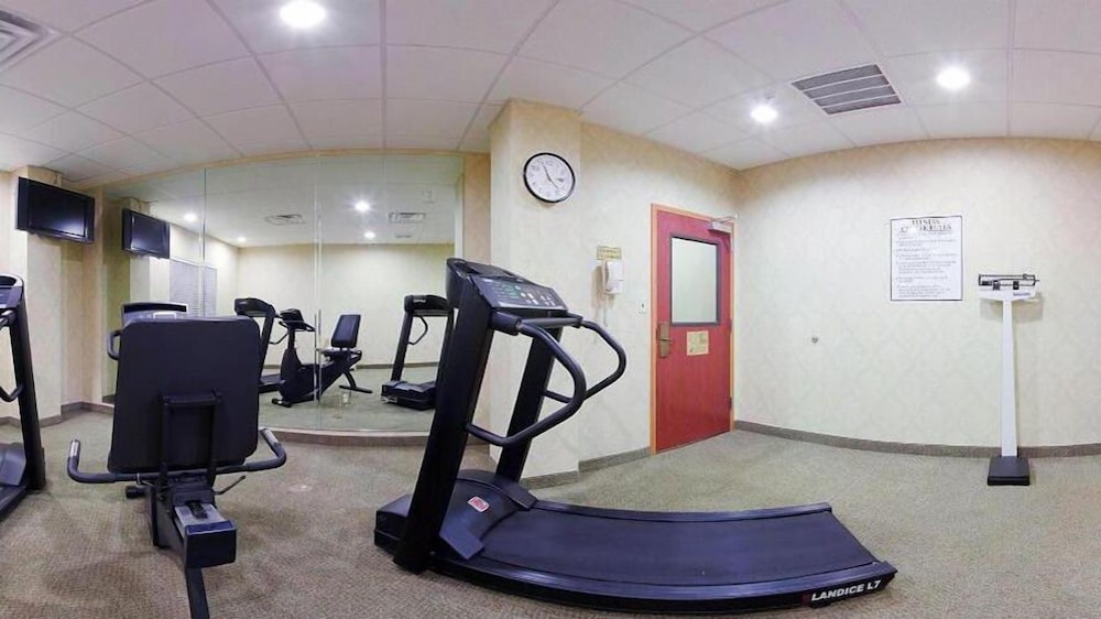 HOLIDAY INN EXPRESS HOTEL SUITES ATHENS 44/61