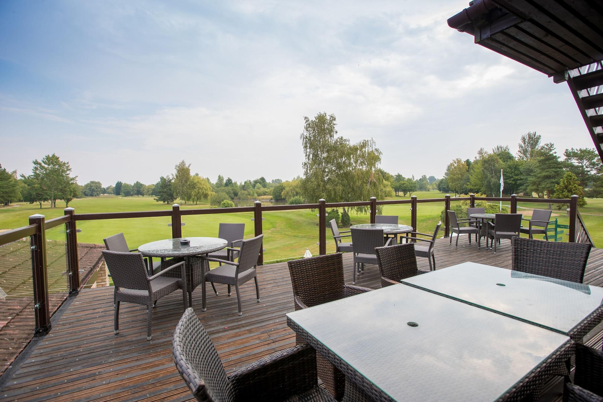 Lakeside Lodge Golf Centre 26/39