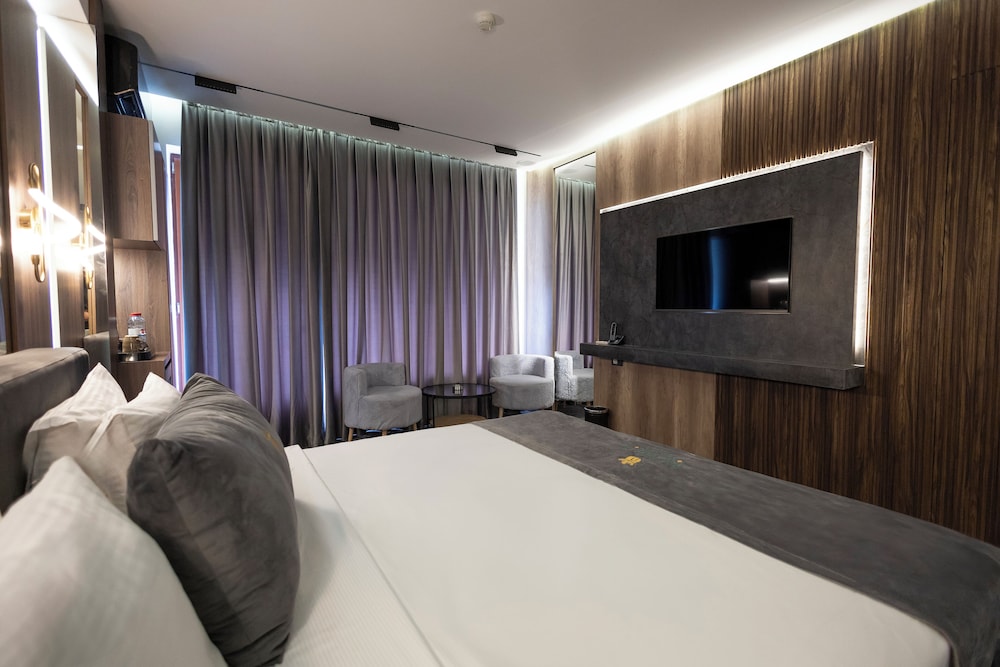 Merida Hotel Baku 18/49