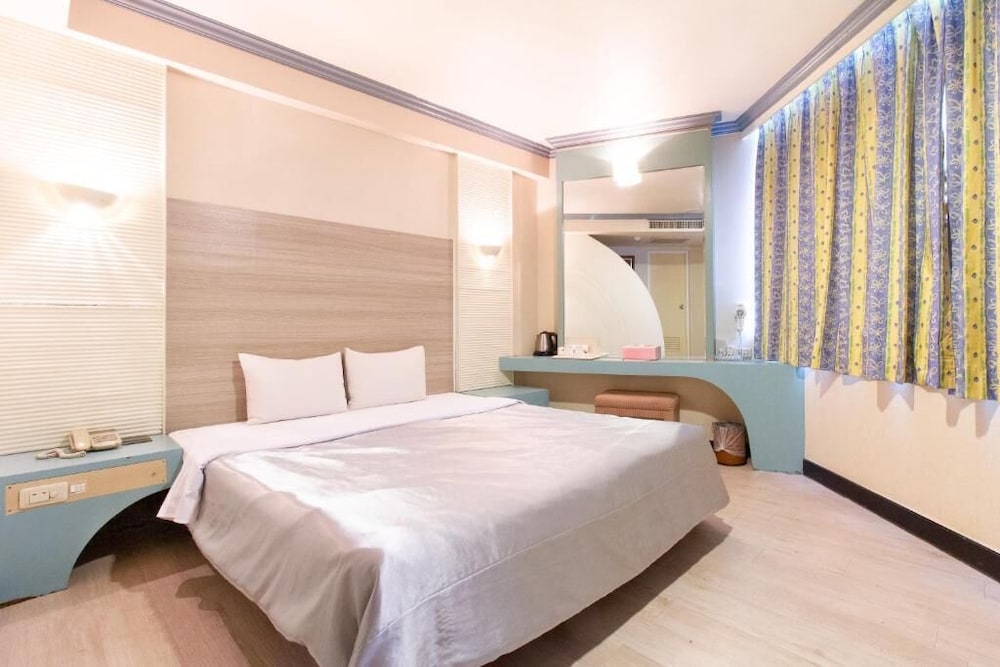 ECONOMY, DOUBLE BED