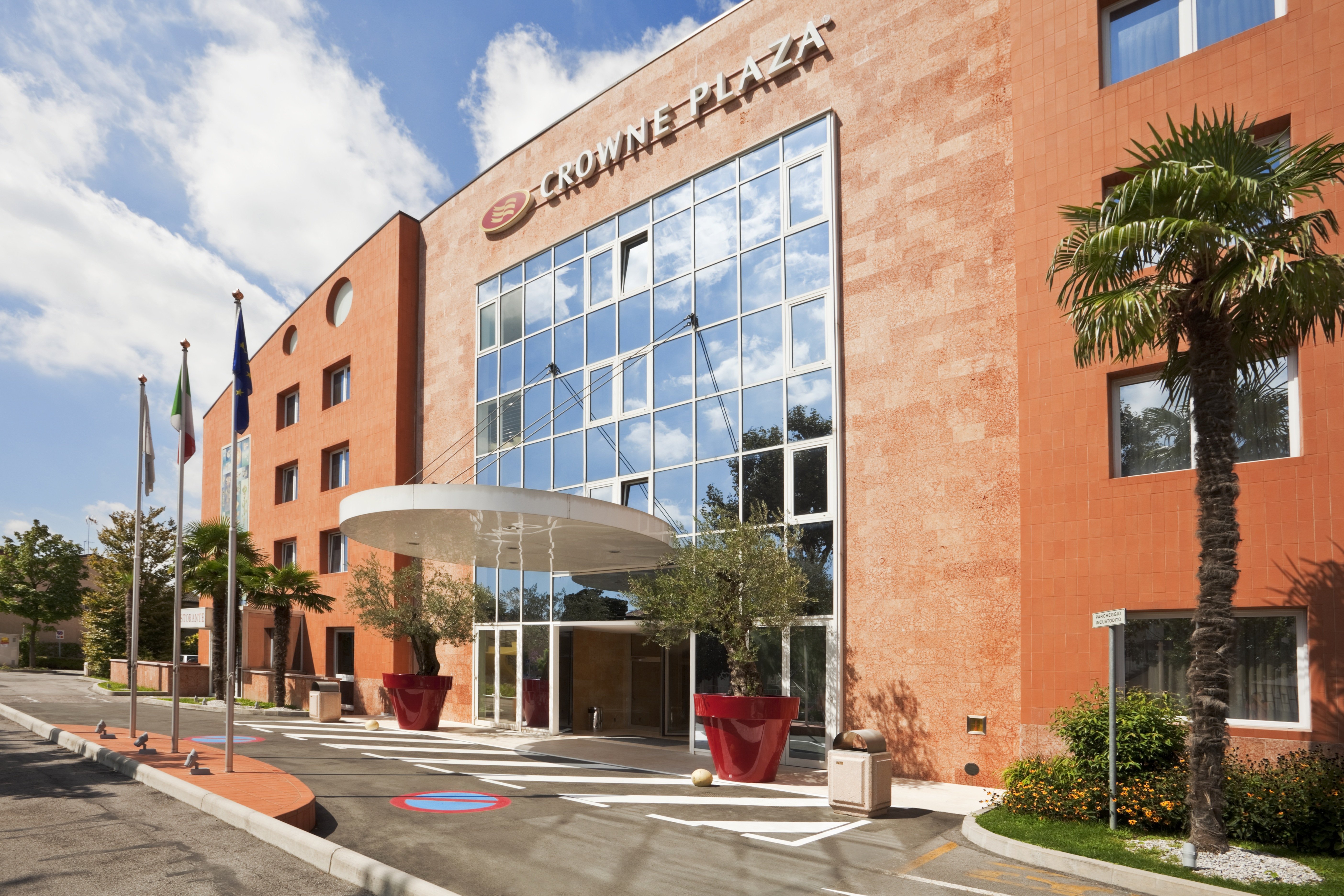 Crowne Plaza Venice East 7/67