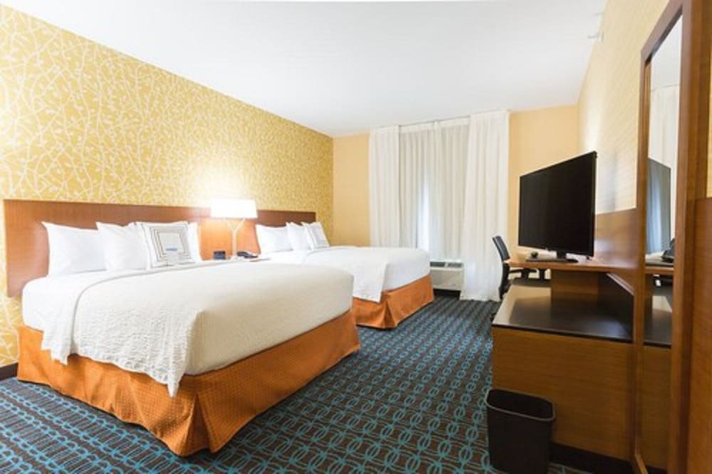 room, 2 queen beds