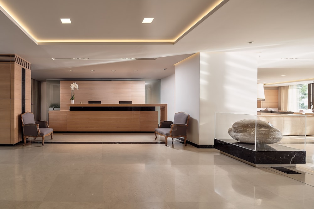 Lobby at White Rocks Hotel & Bungalows, KEFALONIA