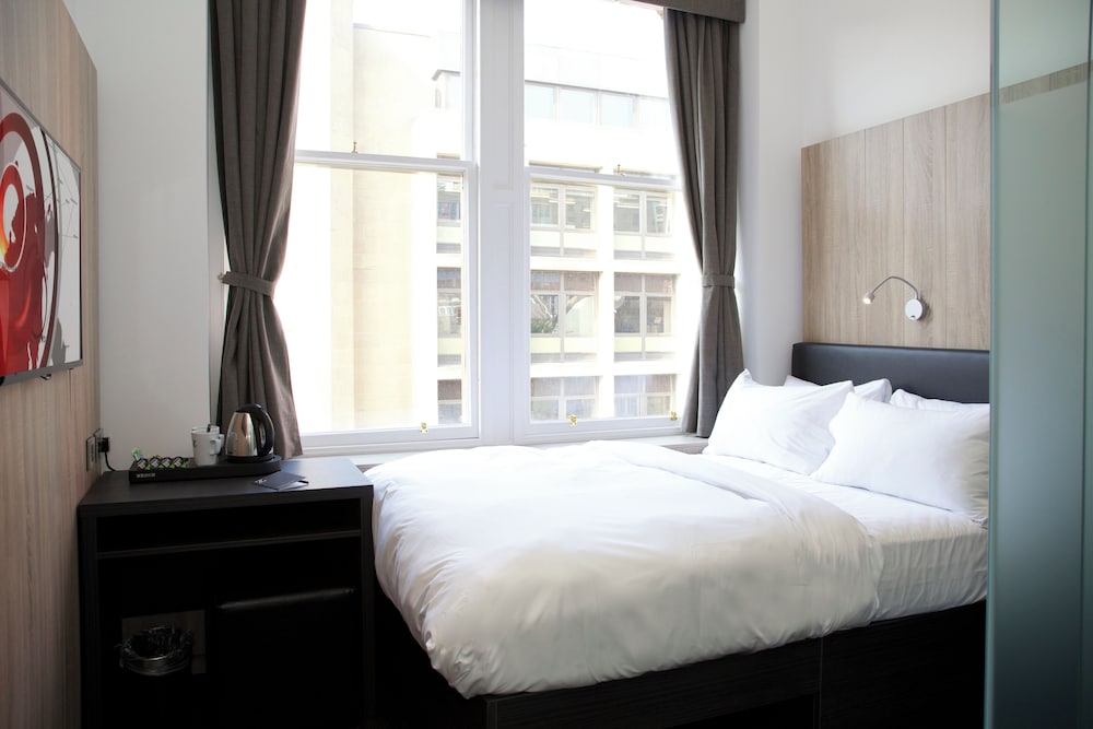 غرفة بسرير كوين، Z Hotel Victoria 3/4