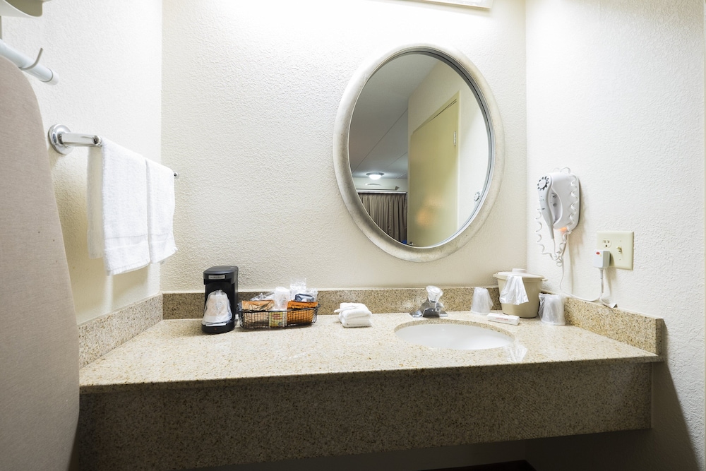 Red Roof Inn Parsippany 22/34