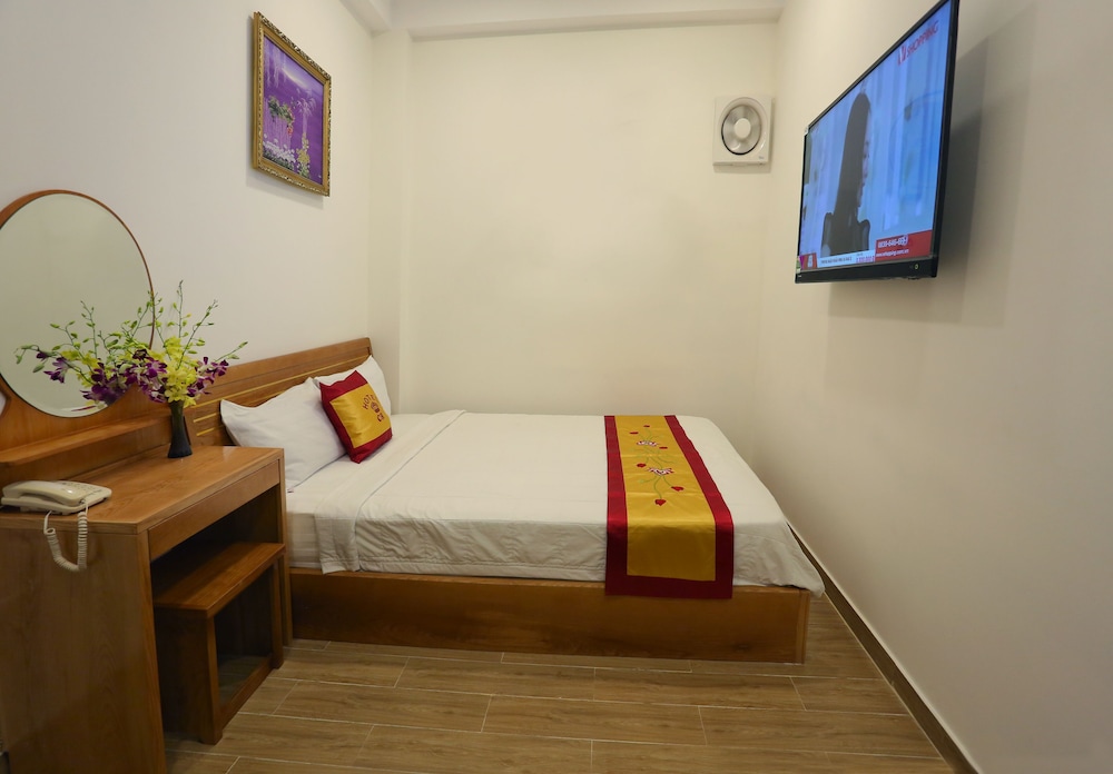 STANDARD, DOUBLE BED, NO WINDOW