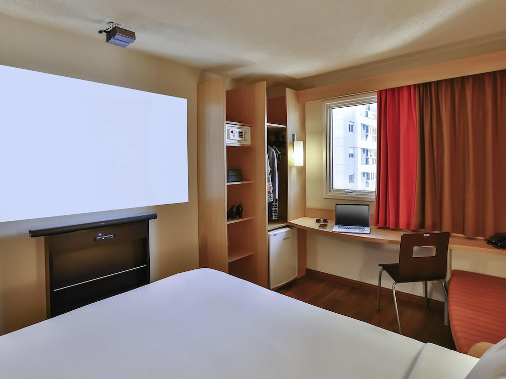 Ibis Sao Paulo Morumbi 25/75