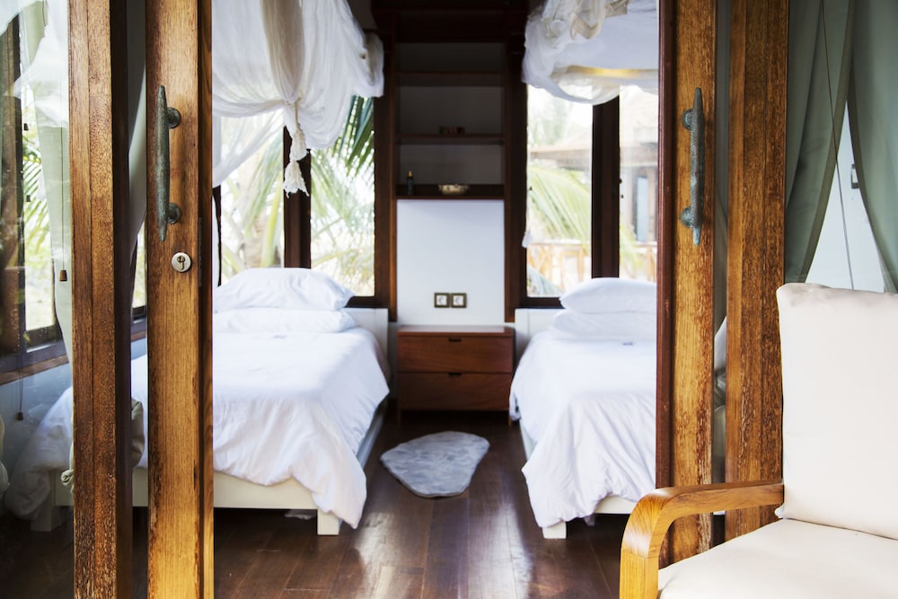 SENTIDOS BEACH RETREAT 21/76