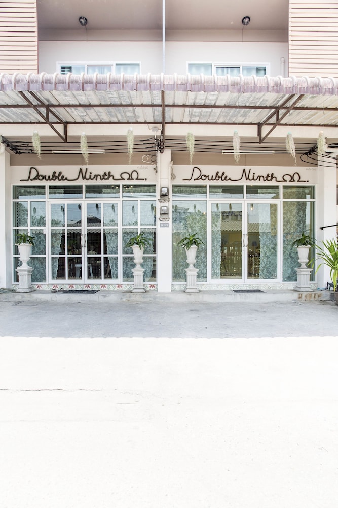Double Ninth Friendly Boutique Hotel 1/18