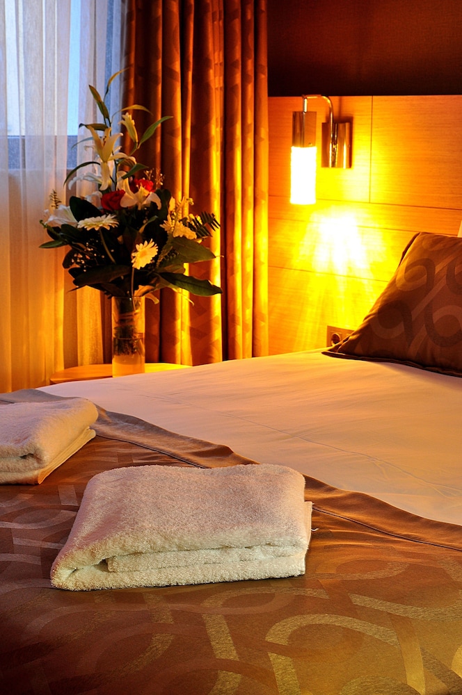 Starton Hotel 16/50