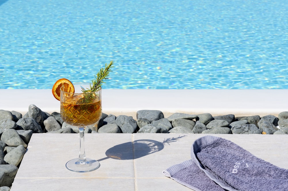 Naoussa Hills Boutique Resort- Adults Only (13+) 61/76