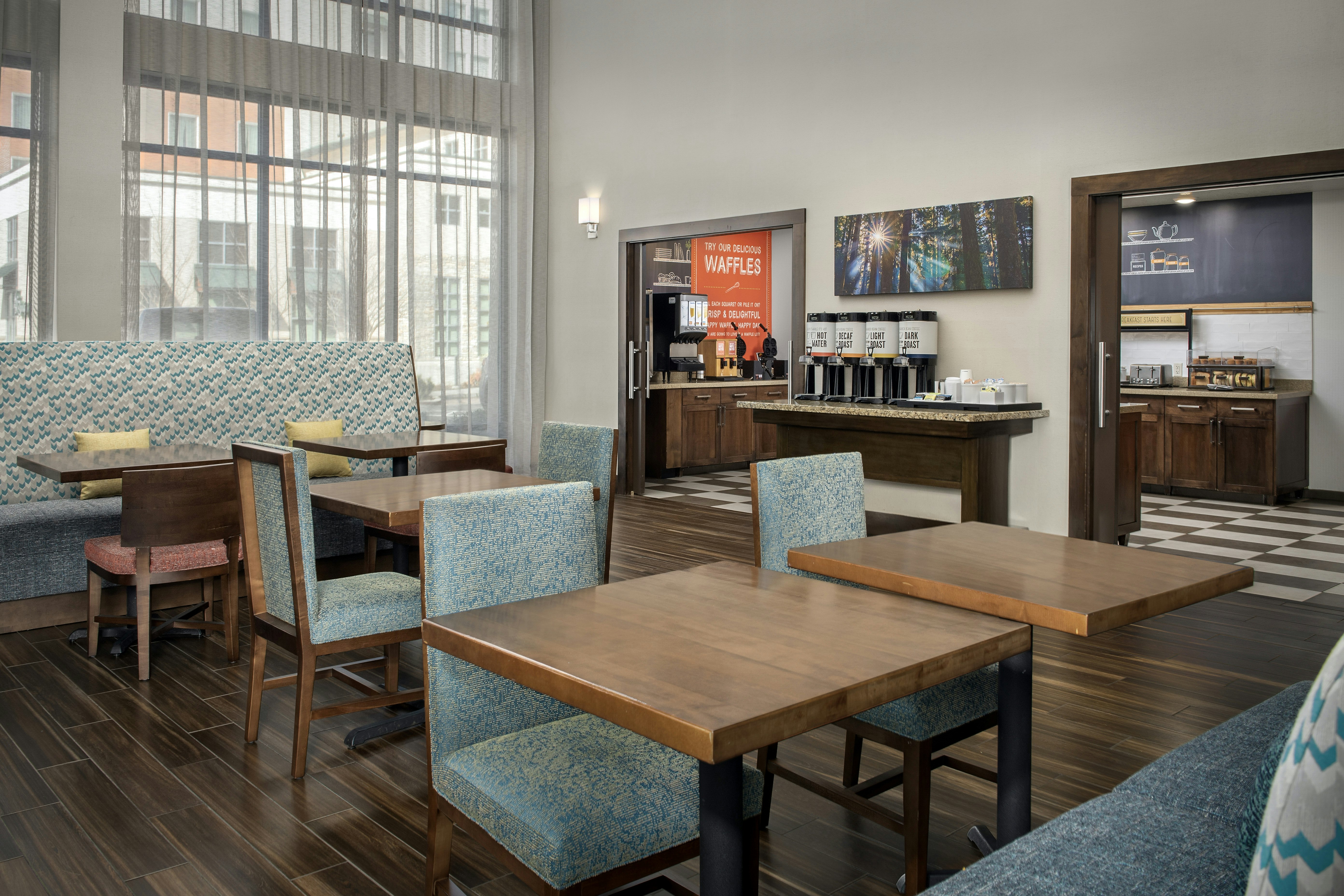 Hampton Inn & Suites Portland/Hillsboro-Evergreen Park 28/46