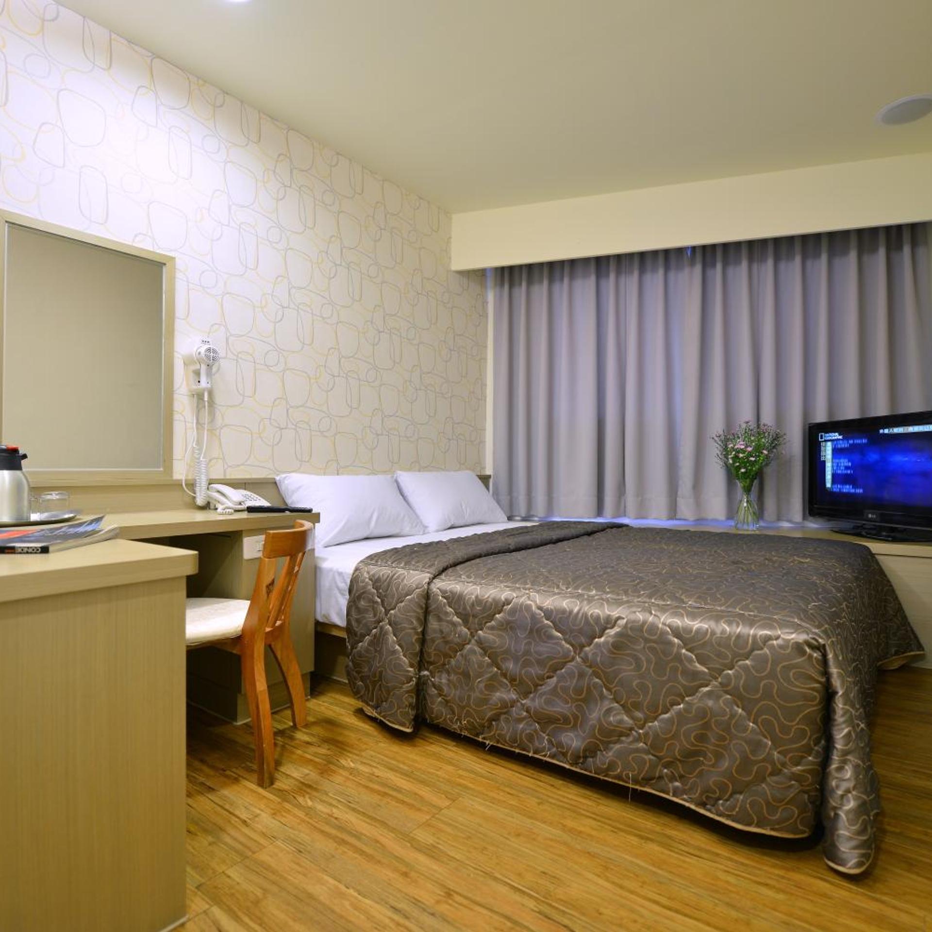 Ing Wang Hotel 14/23