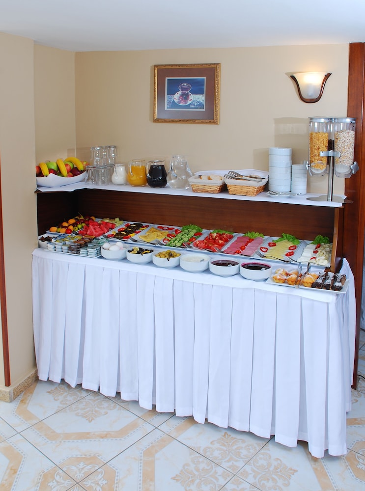 Osmanhan Hotel 12/68