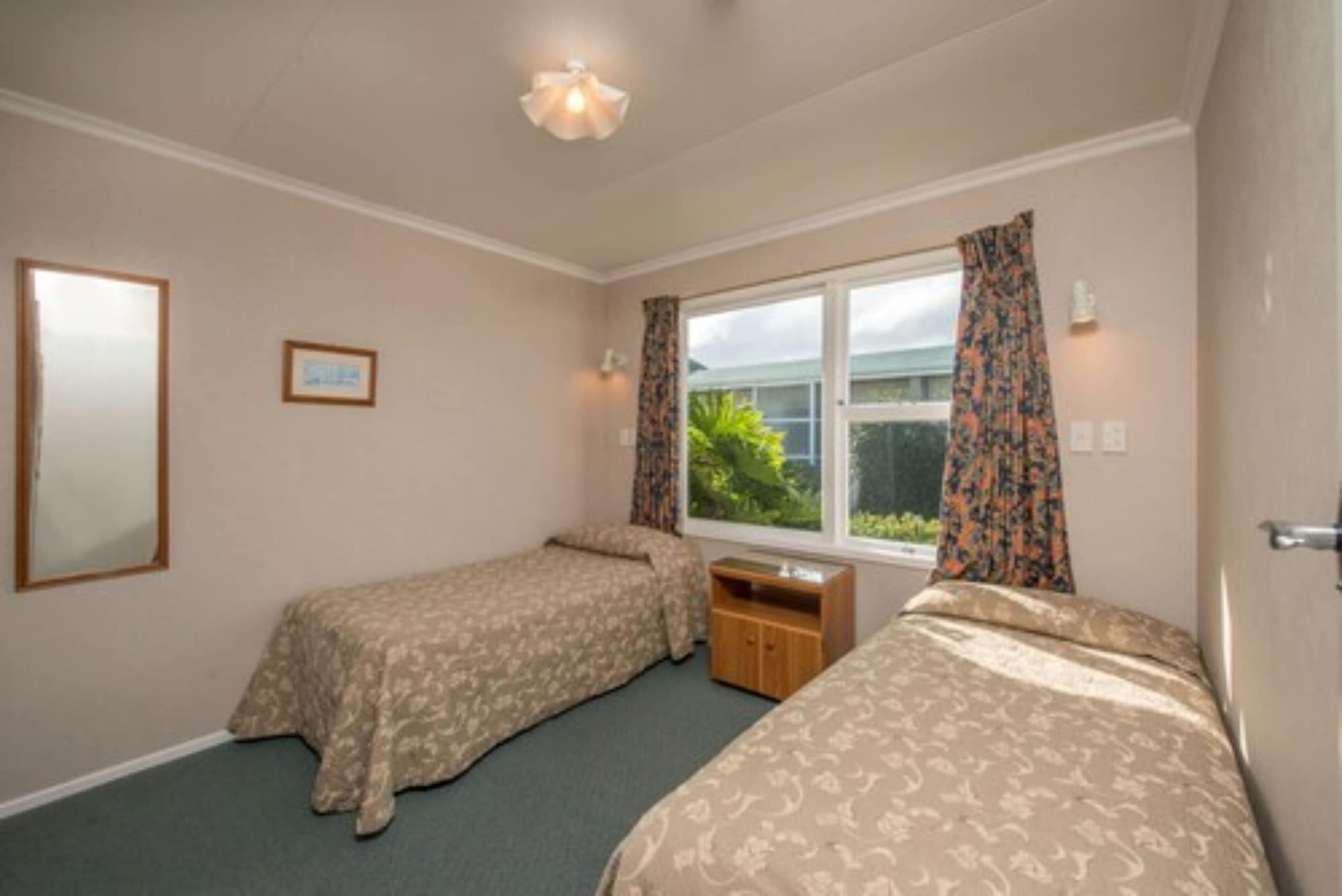 2 BEDROOMS, SPA