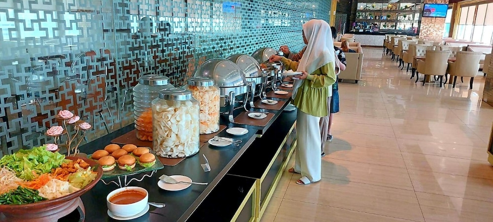 Grand Paragon 46/55