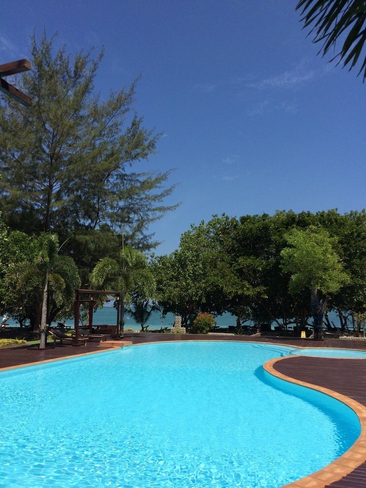 Payam Cottage Resort 9/21