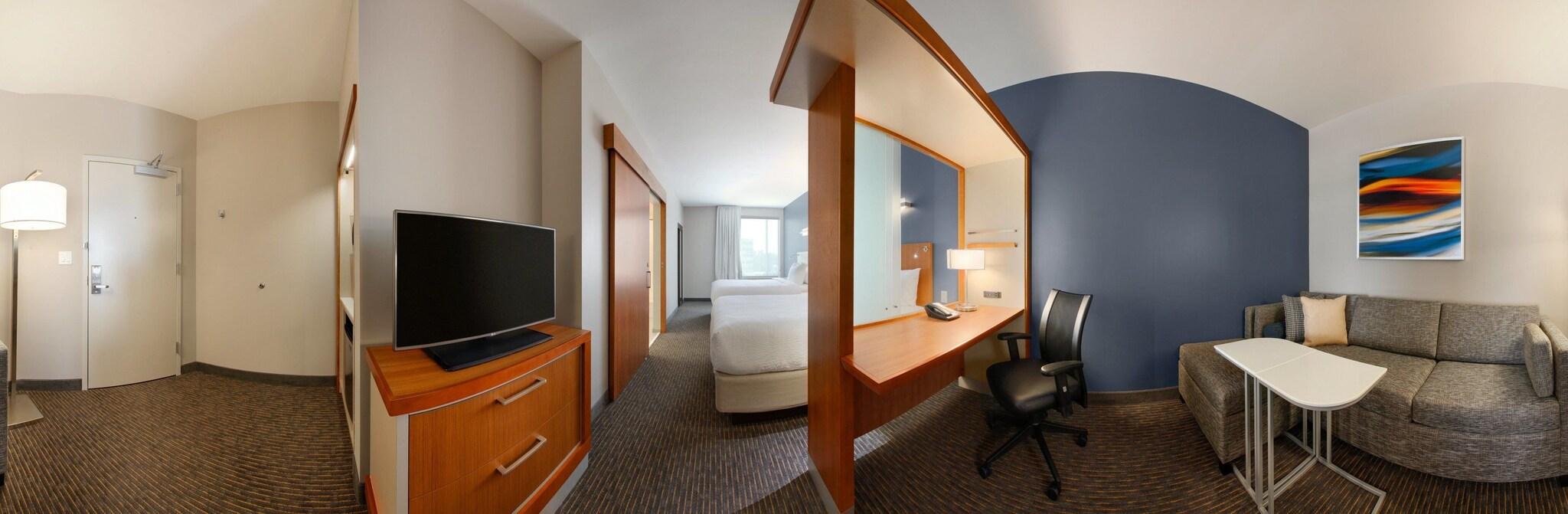 Suite, Sofa, Accessible