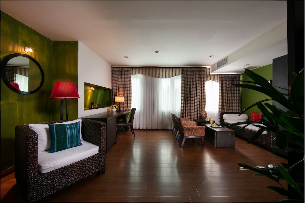 Anise Hotel 56/70