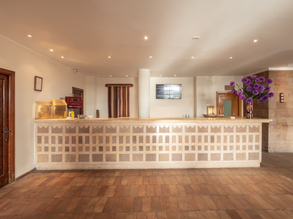 Fort Arabesque Beach Resort 9/50