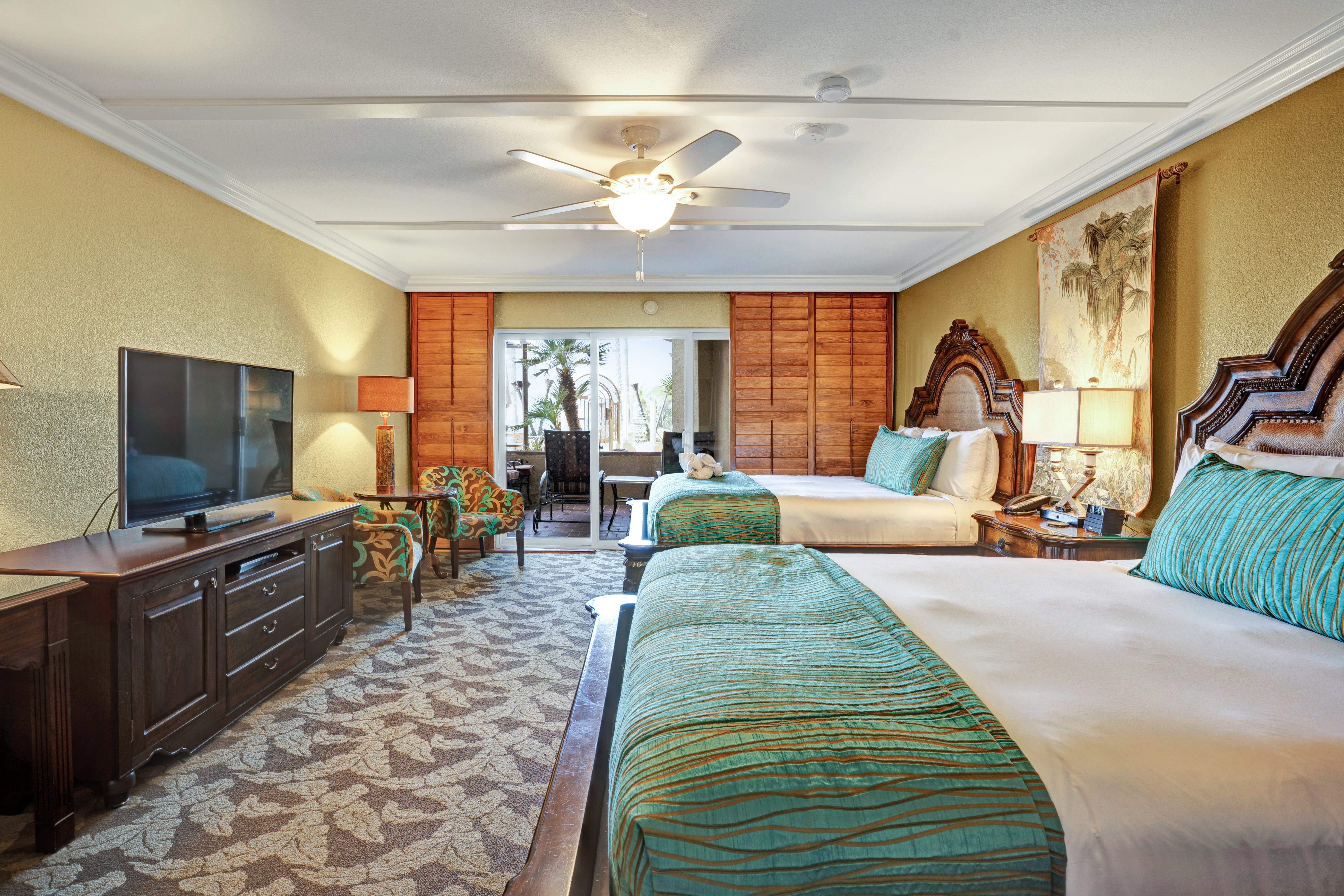 Pacific Terrace Hotel 29/92