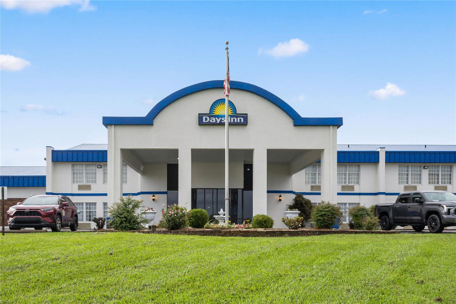 Days Inn by Wyndham Madisonville 3/17
