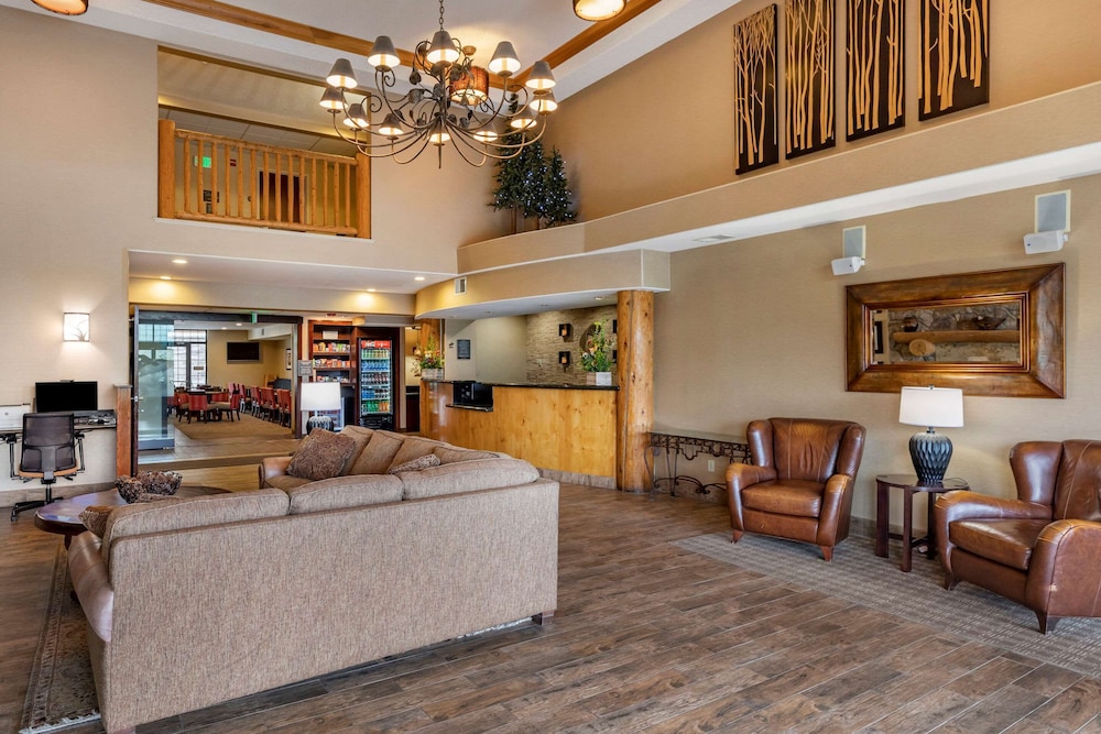 Comfort Suites At Evergreen Parkway 5/48