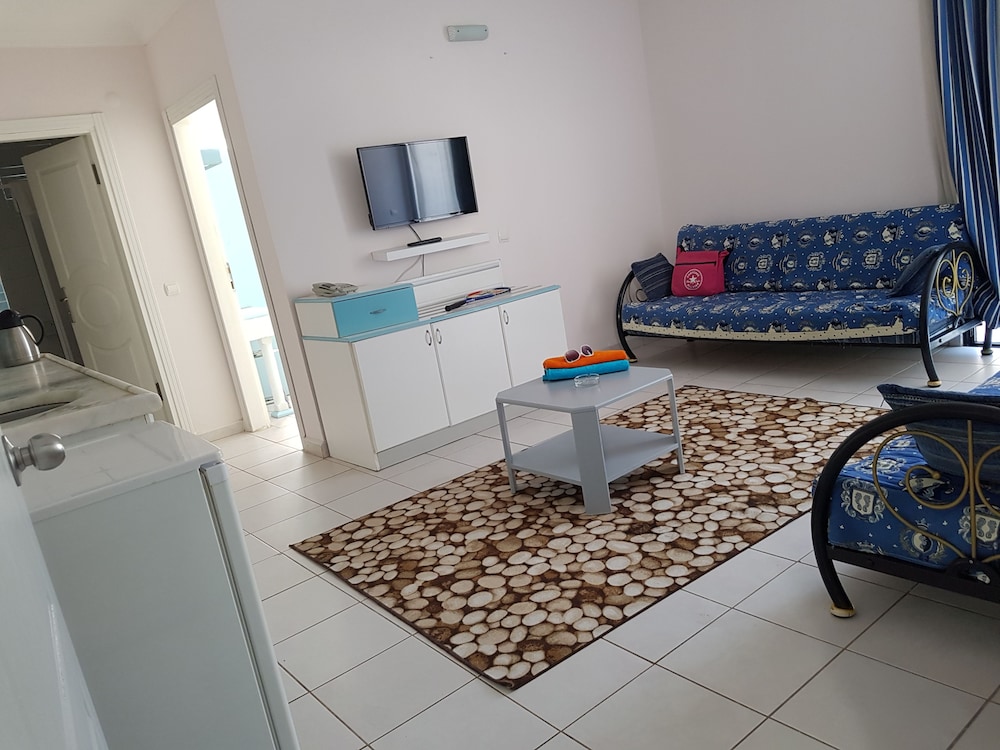 Belle Ocean Apart Hotel 25/50