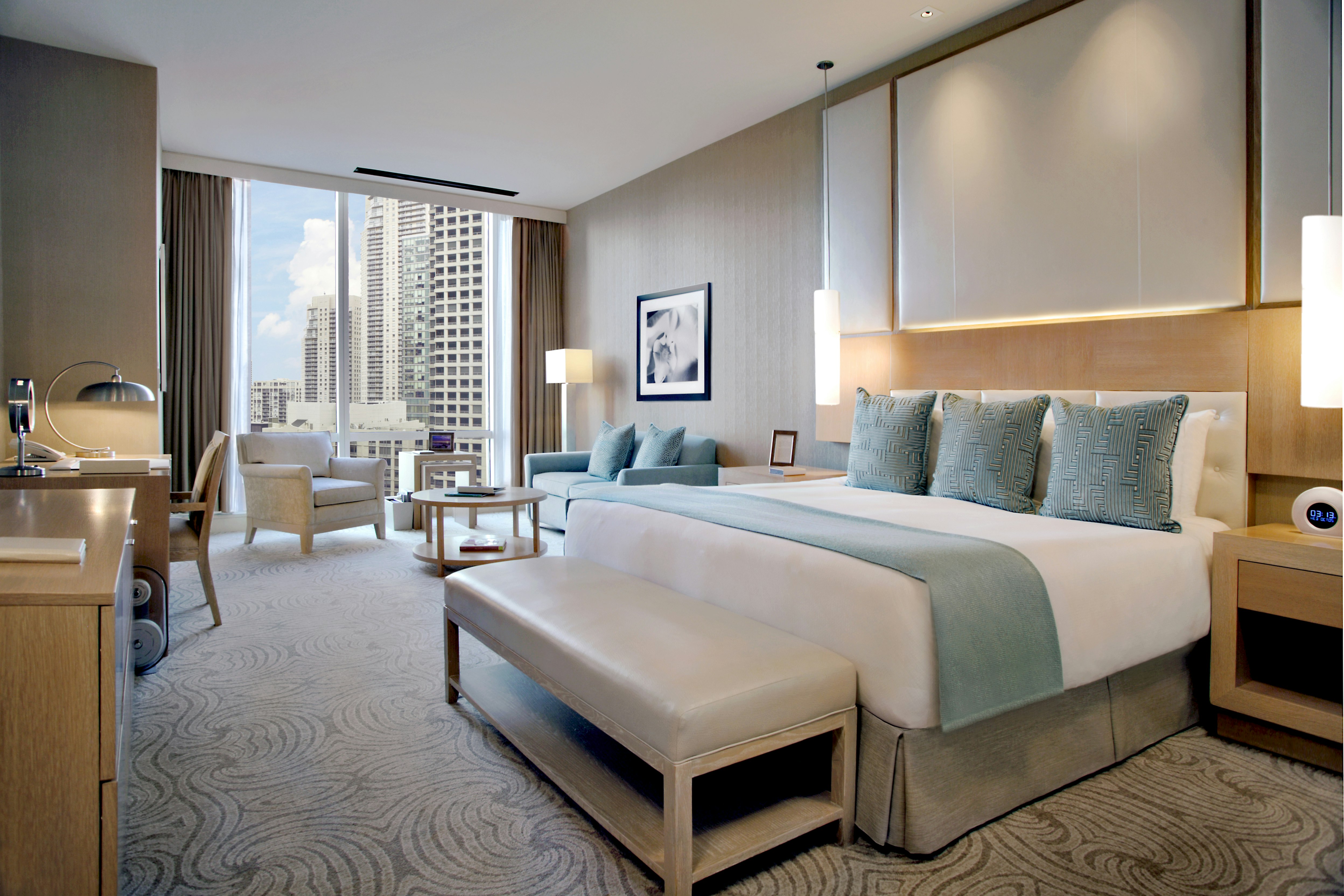 Grand, Spa, Deluxe