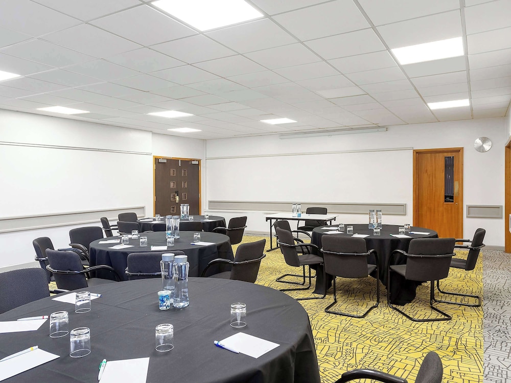 Mercure Northampton 58/63