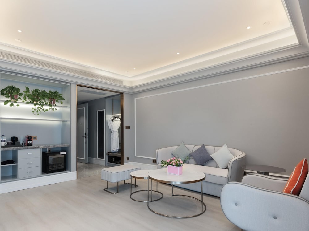 Mercure Xian North 32/46