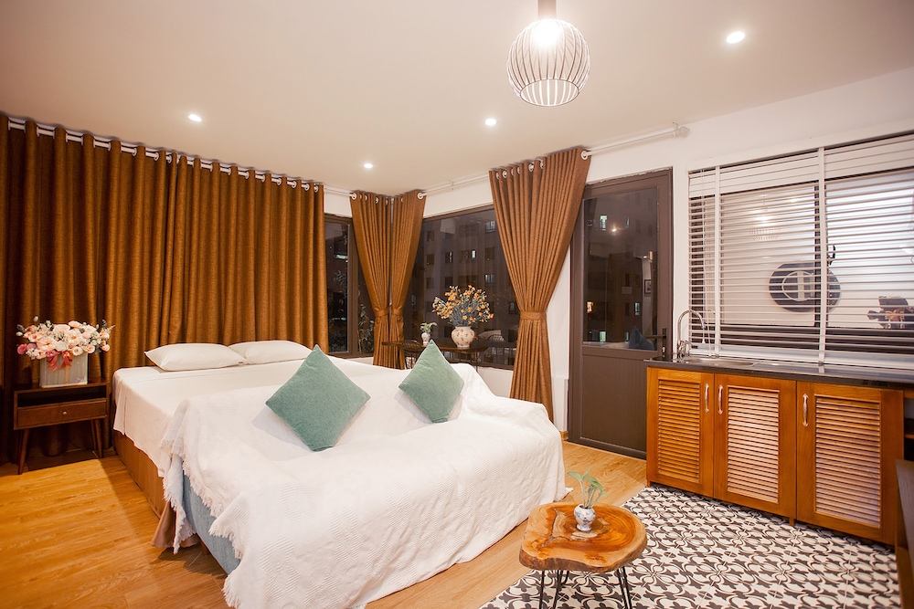 Dinh Ami Hanoi Hotel 47/63