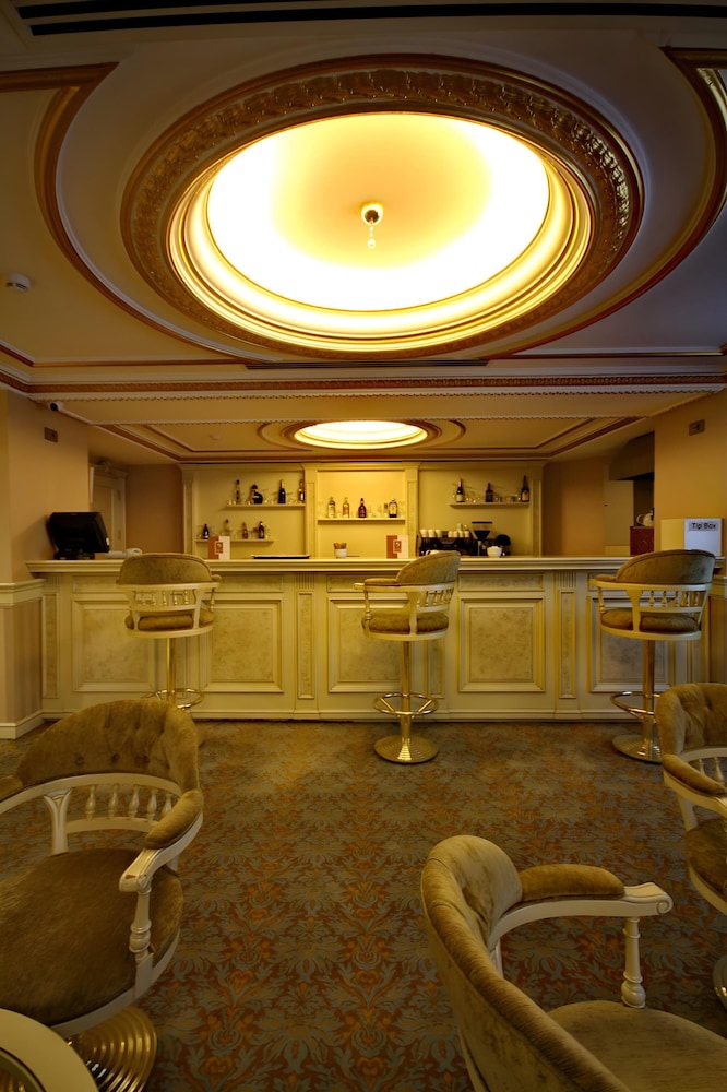 Demir Hotel 5/44