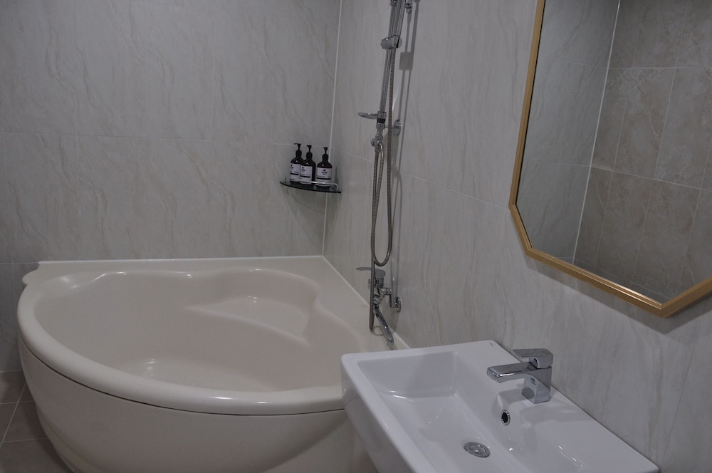 Business Hotel Venture 26/29