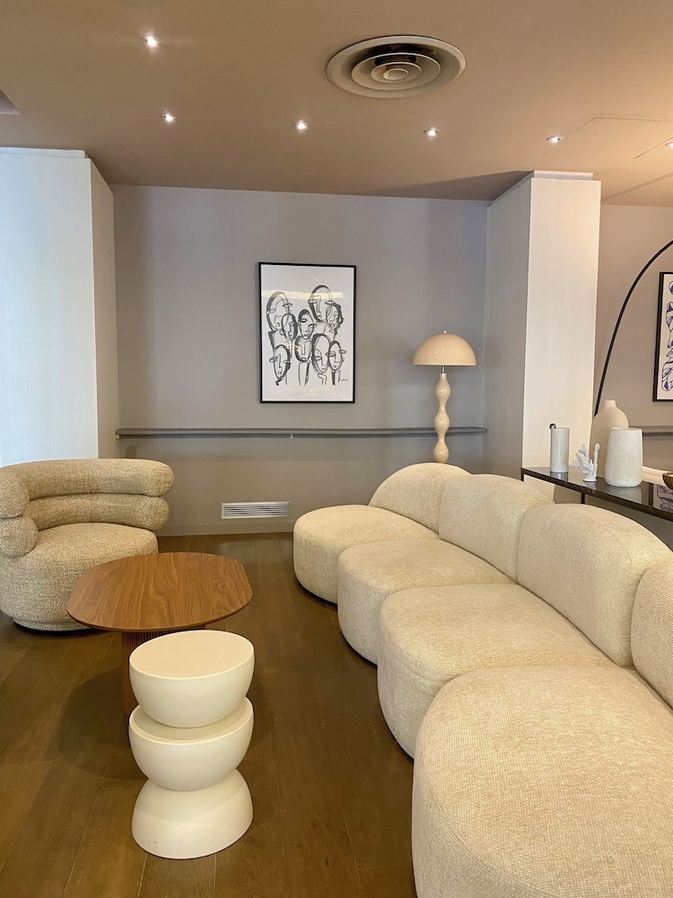 Hotel Alba 25/50
