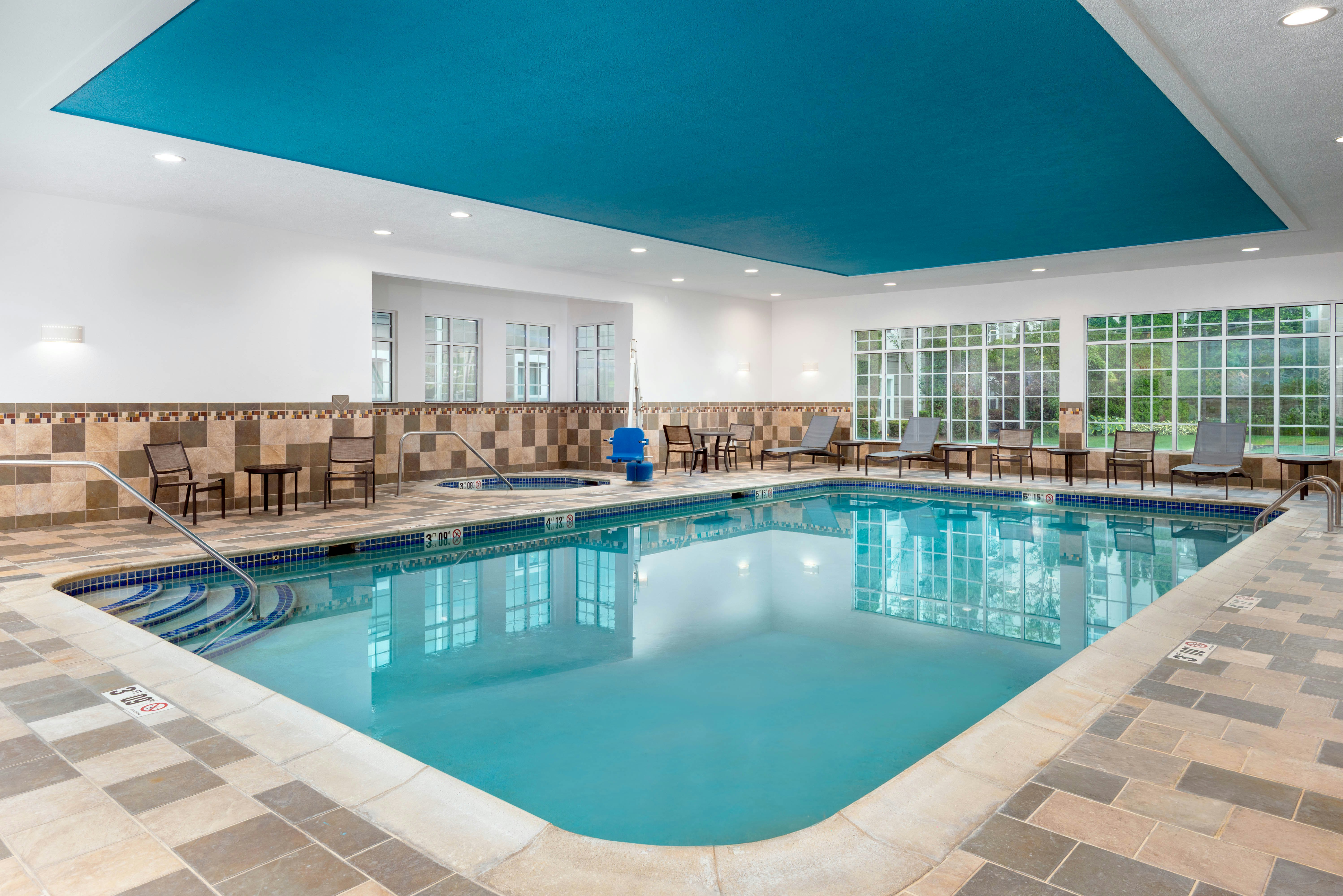 Homewood Suites by Hilton Holyoke-Springfield/North, MA 40/77