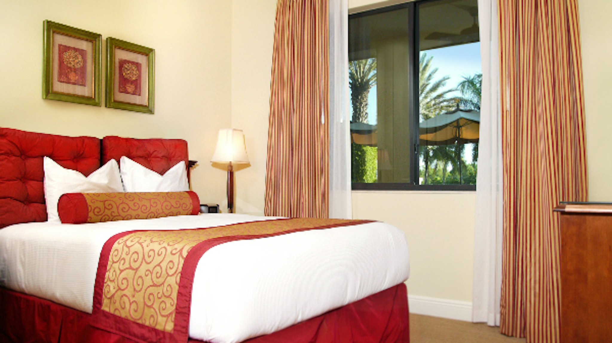 Naples Bay Resort 10/72