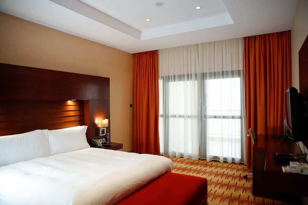 Room, King Bed, Balcony, Accessible